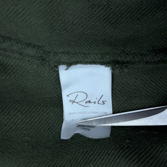 Rails Womens Size XS Hunter Top Button Up Long Sleeve Rayon Olive Tie Dye - Picture 15 of 16